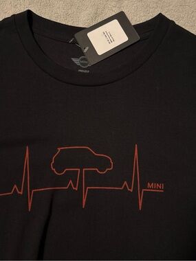 Men’s Black Short Sleeve Tee with Red Heartbeat Car Graphic